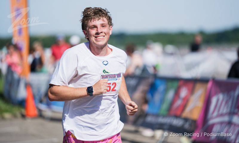 Watermarked race photo preview
