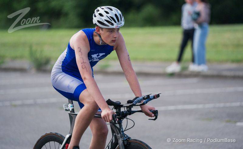 Watermarked race photo preview