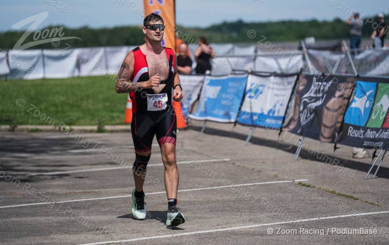 Watermarked race photo preview