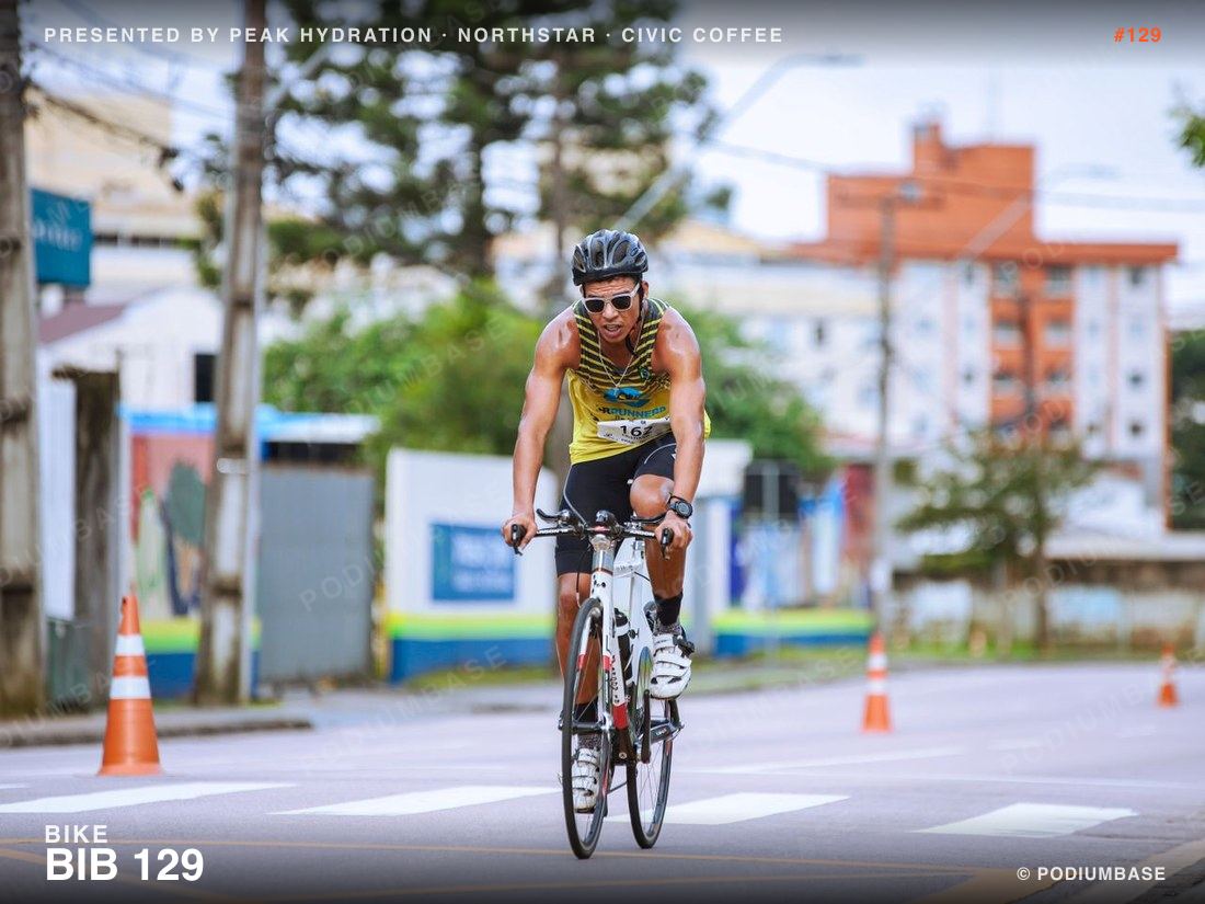 Watermarked race photo preview